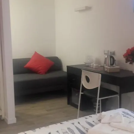 Travel House