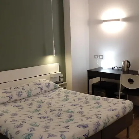 Travel House Casa de hóspedes 4*